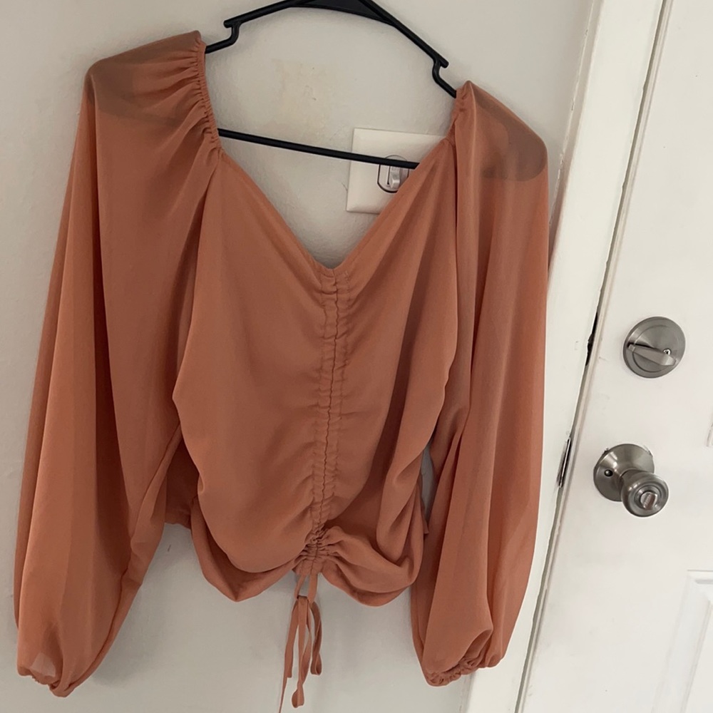 Coral scrunch crop top